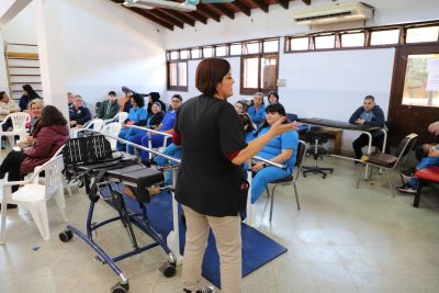 Capacitación a profesionales en rehabilitación