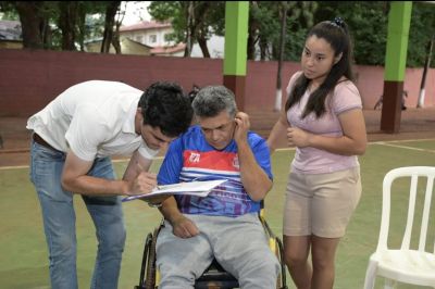 Raúl Arsenio Oviedo: usuarios acceden a beneficios