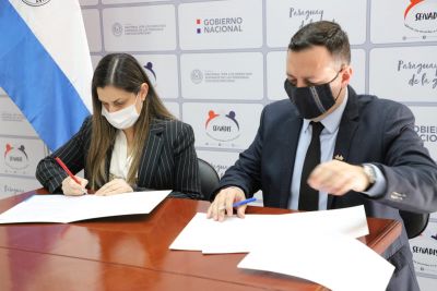 firma.jpg