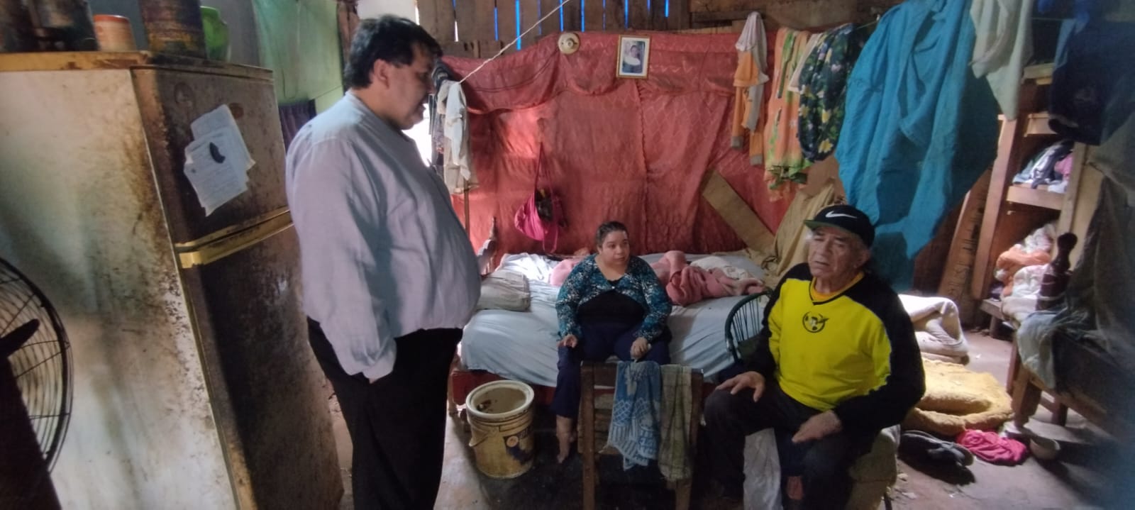 Atención a adulto mayor y a su hija